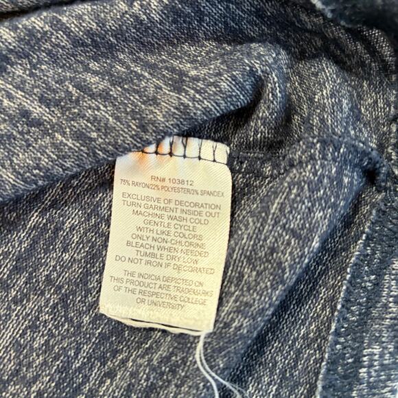 Creative Apparel Womens WVU Mountaineers long sleeve lightweight sweater. Size L - Picture 3 of 7